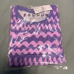 BRAND NEW PACSUN SHIRT - Purple Wavy T-Shirt